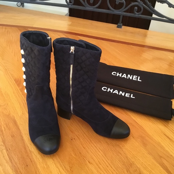CHANEL HIGH BOOTS EXCELLENT CONDITION - Picture 4 of 7